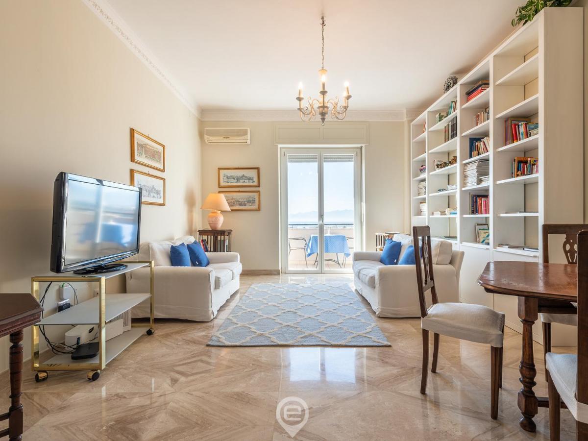 Cityscape Vista Apartment Кальярі Екстер'єр фото