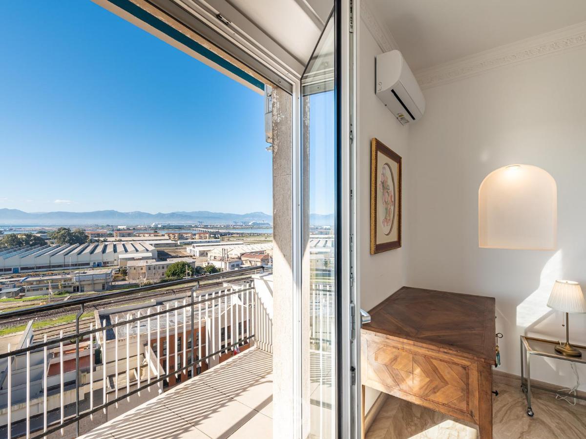 Cityscape Vista Apartment Кальярі Екстер'єр фото