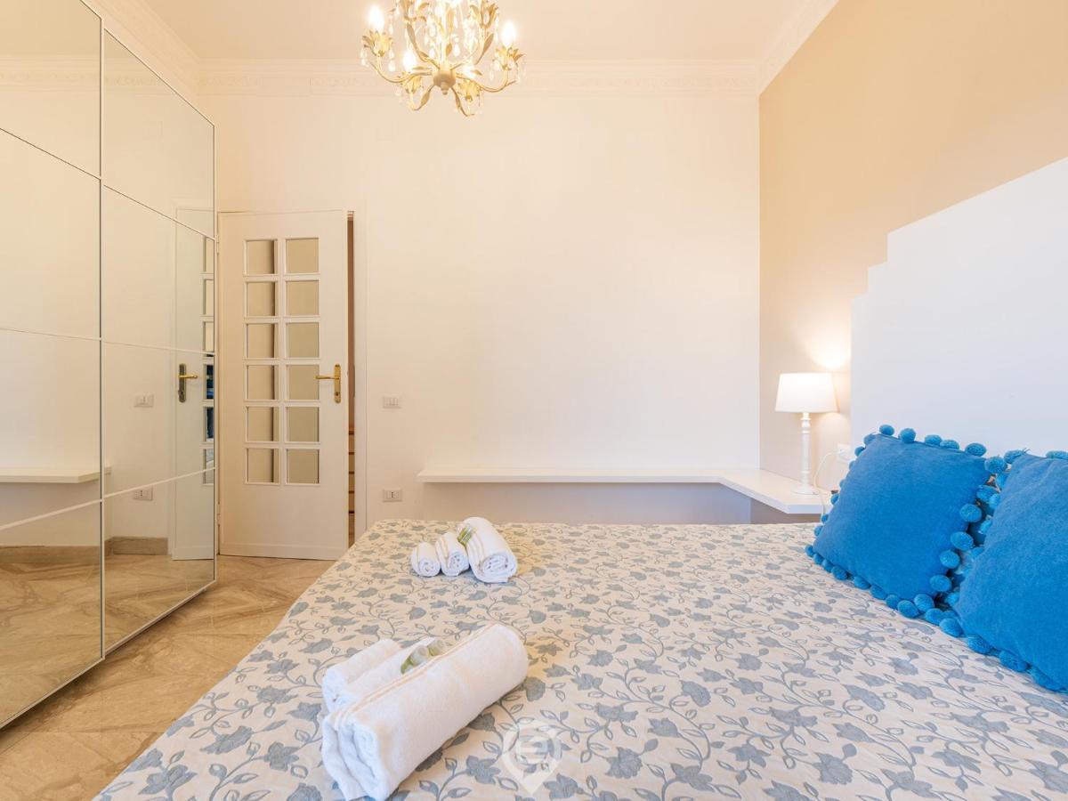 Cityscape Vista Apartment Кальярі Екстер'єр фото