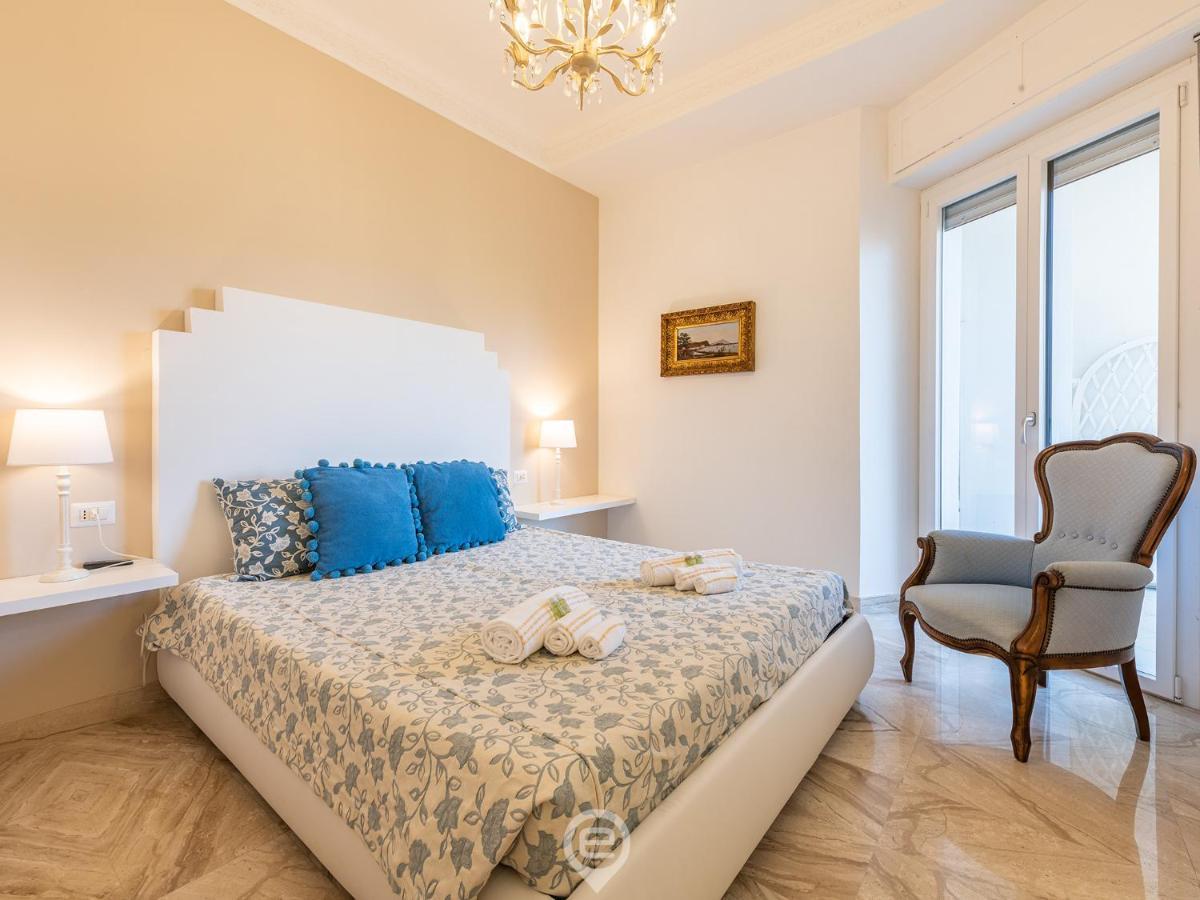 Cityscape Vista Apartment Кальярі Екстер'єр фото